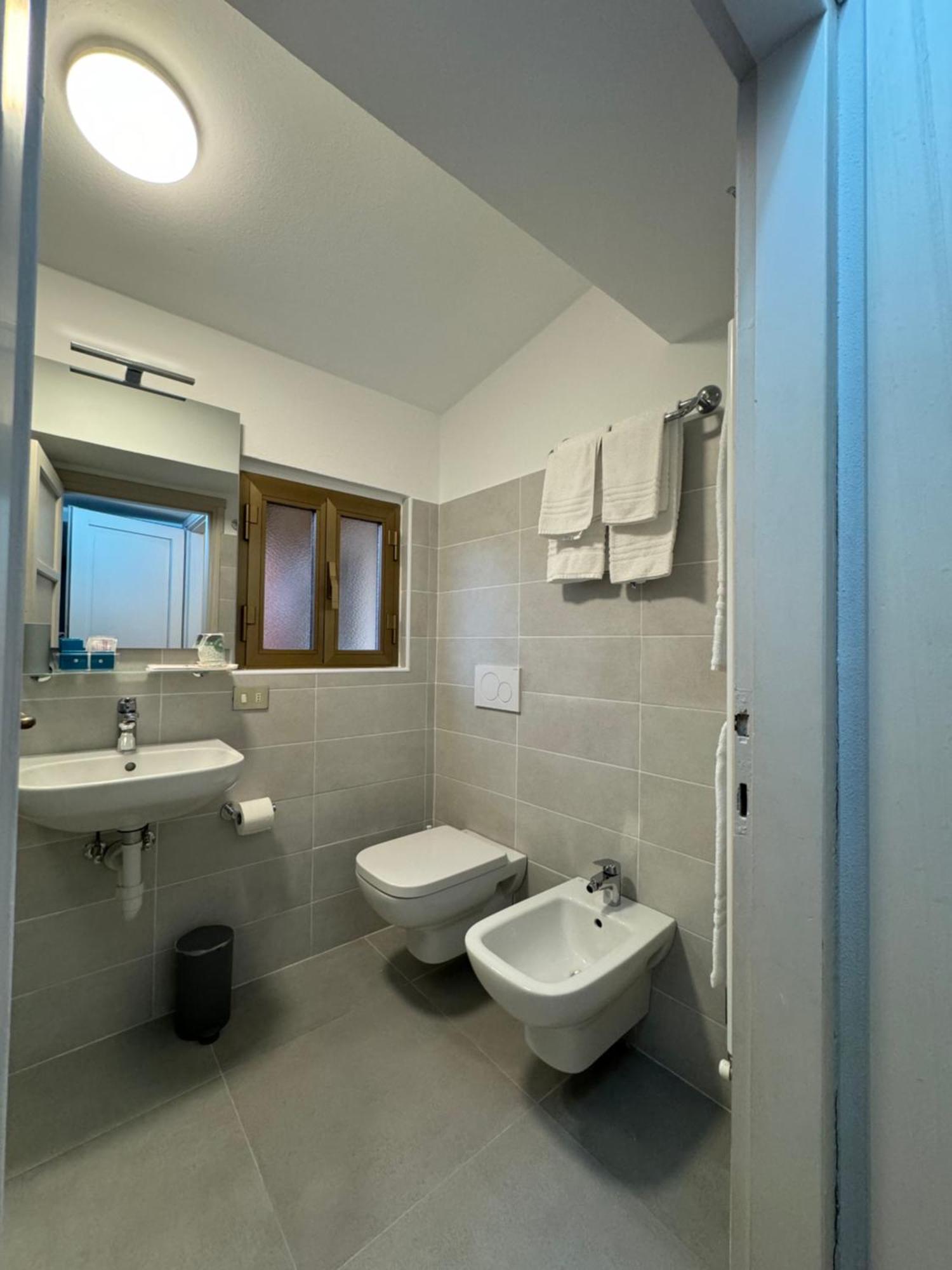B&B Michelina Castiglione dʼIntelvi Εξωτερικό φωτογραφία